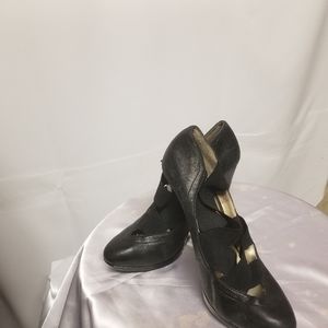New Michael Kors leather heels